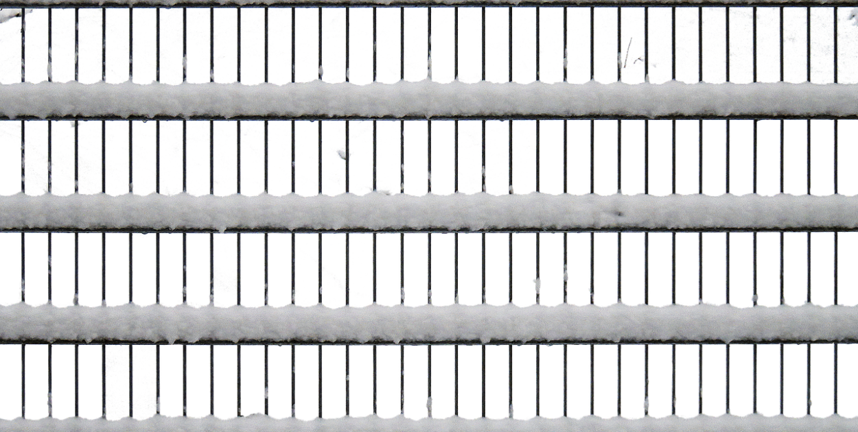 Panel ogrodzeniowy – nowoczesny sposób na trwałe i estetyczne ogrodzenie posesji
