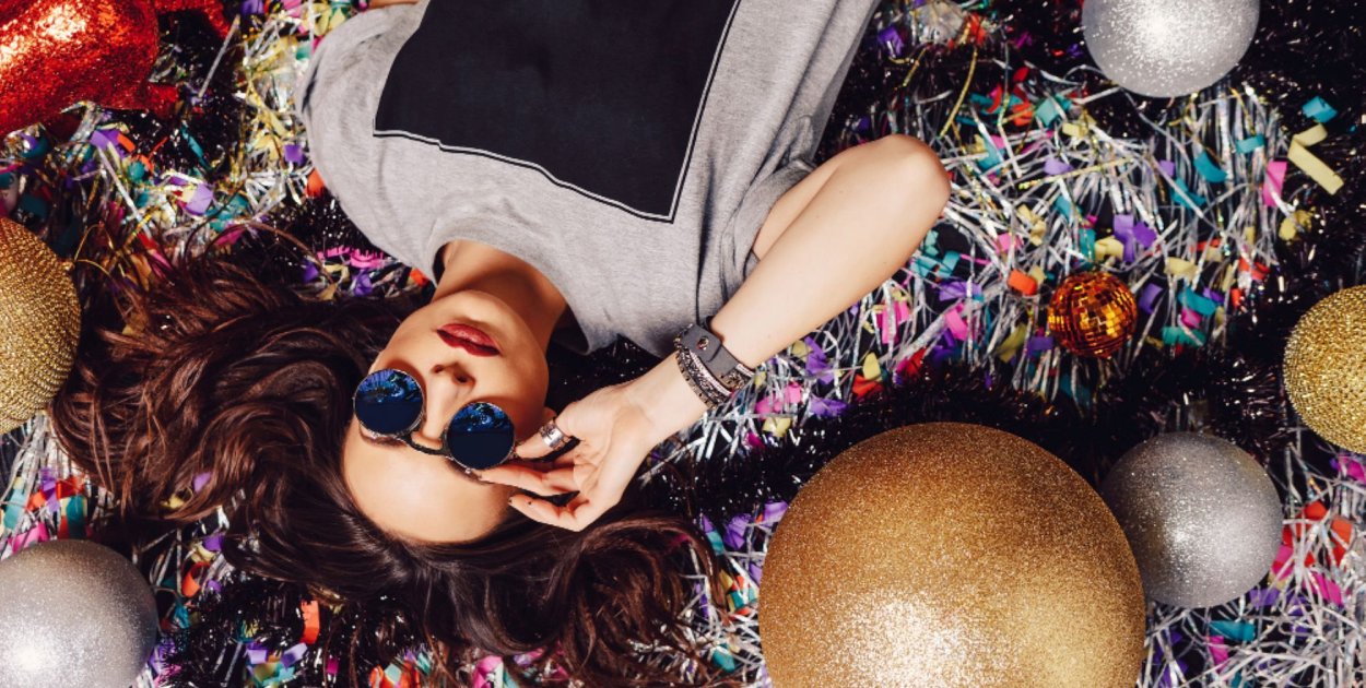 Motyw imprezy – czy jest potrzebny do dobrej zabawy?