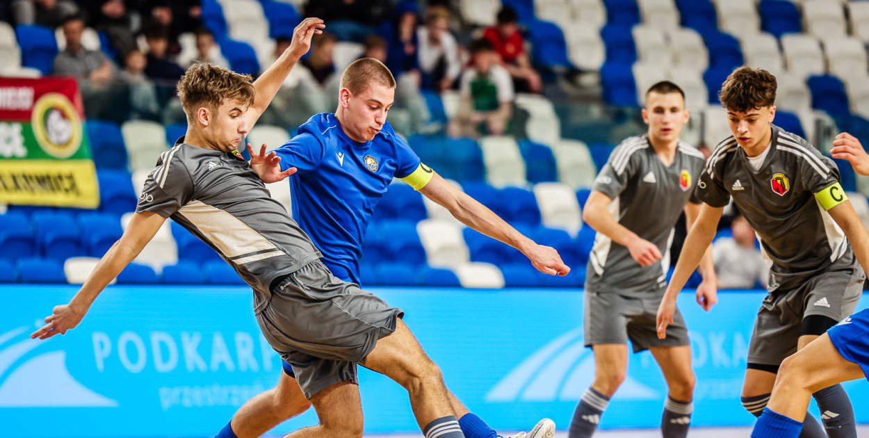 Mistrzostwa U-19 w futsalu: Stal - Jagiellonia w ćwierćfinale! [FOTO, WIDEO]