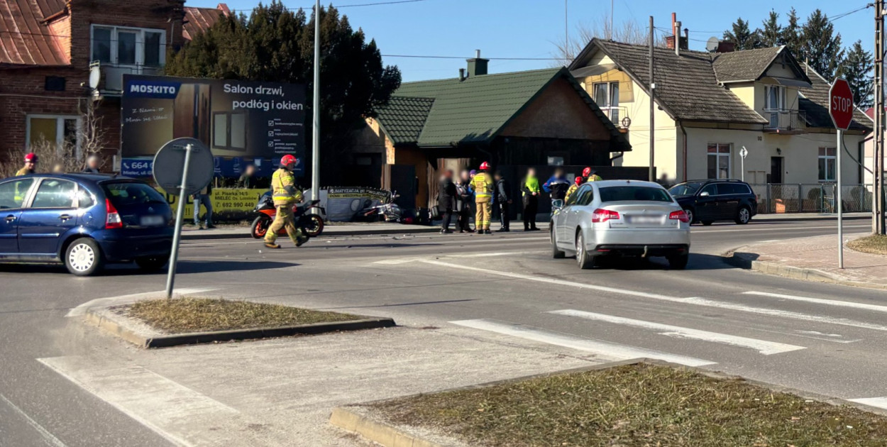 Weekend na mieleckich drogach: wypadek i 10 kolizji