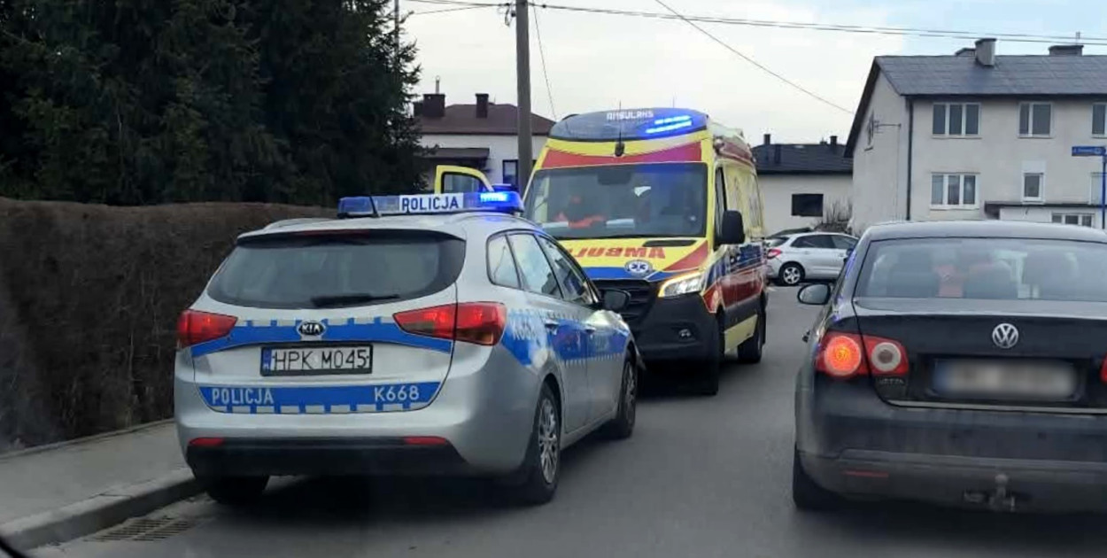 Skrzyżowanie Wolności - Nowa: zderzenie trzech pojazdów