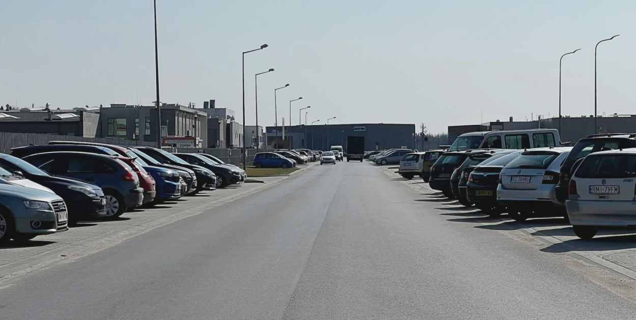 Ul. Inwestorów do przebudowy. Dziewięć ofert