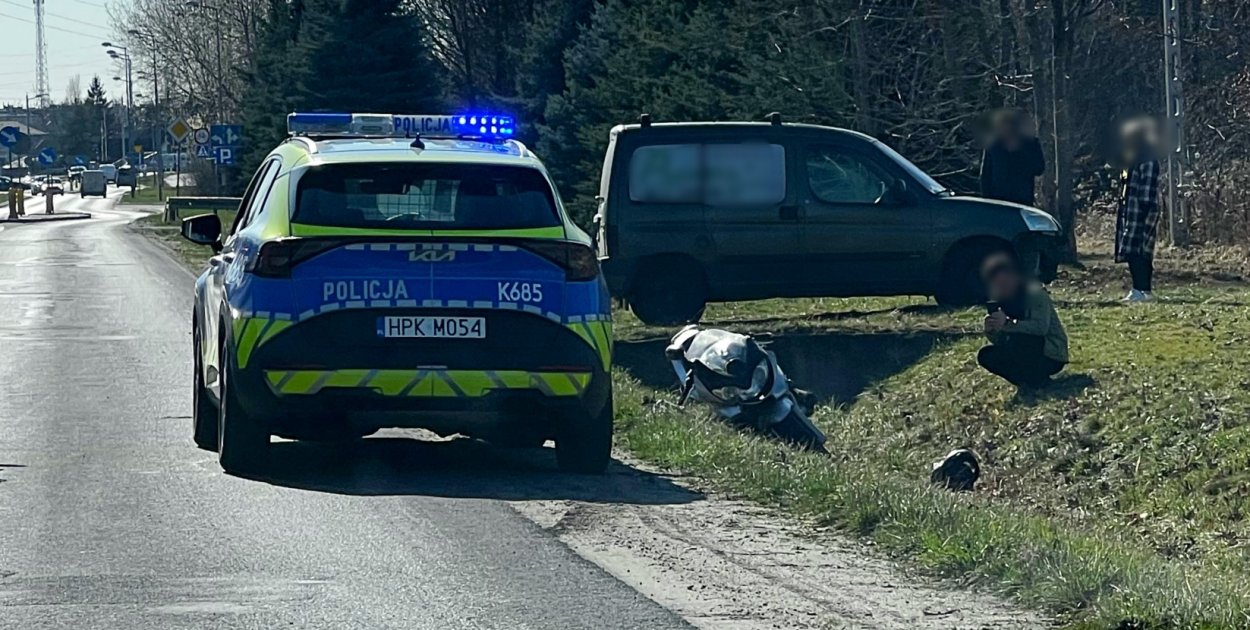 Wypadek z udziałem motocyklisty na ul. Padykuły. Nastolatek w szpitalu