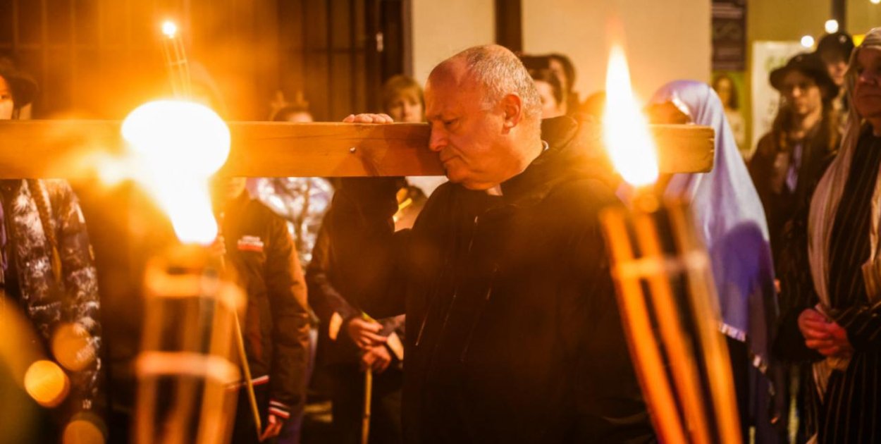 Wierni wyjdą na ulice. W piątek drogi krzyżowe