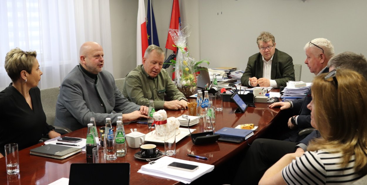 Powiat pochwalił się nadwyżką budżetową za 2025 rok. Co z pieniędzmi?