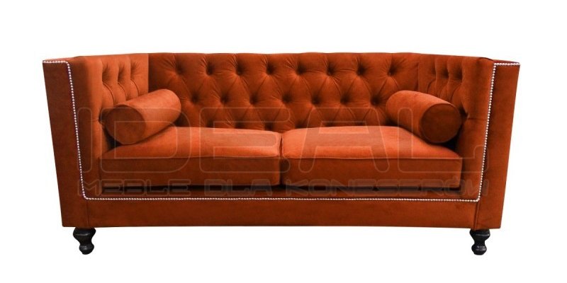 Sofa Chesterfield London 2 os. (fot. www.idealmeble.pl)