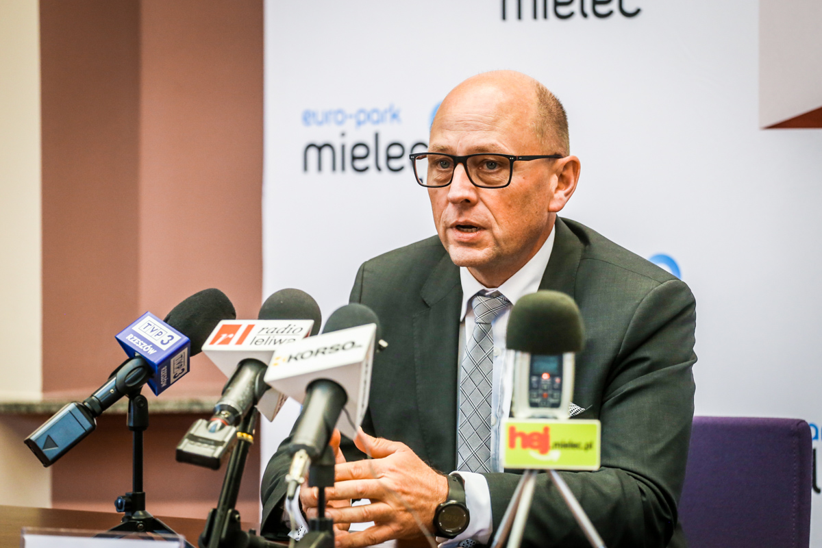 Dariusz Śliwowski, wiceprezes Zarządu Agencji Rozwoju Przemysłu. Fot. Kacper Strykowski / hej.mielec.pl